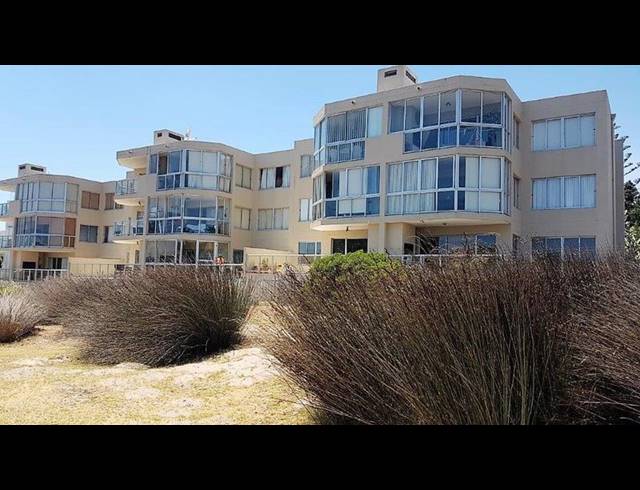 2 BEDROOM PROPERTY TO RENT IN MELKBOSSTRAND